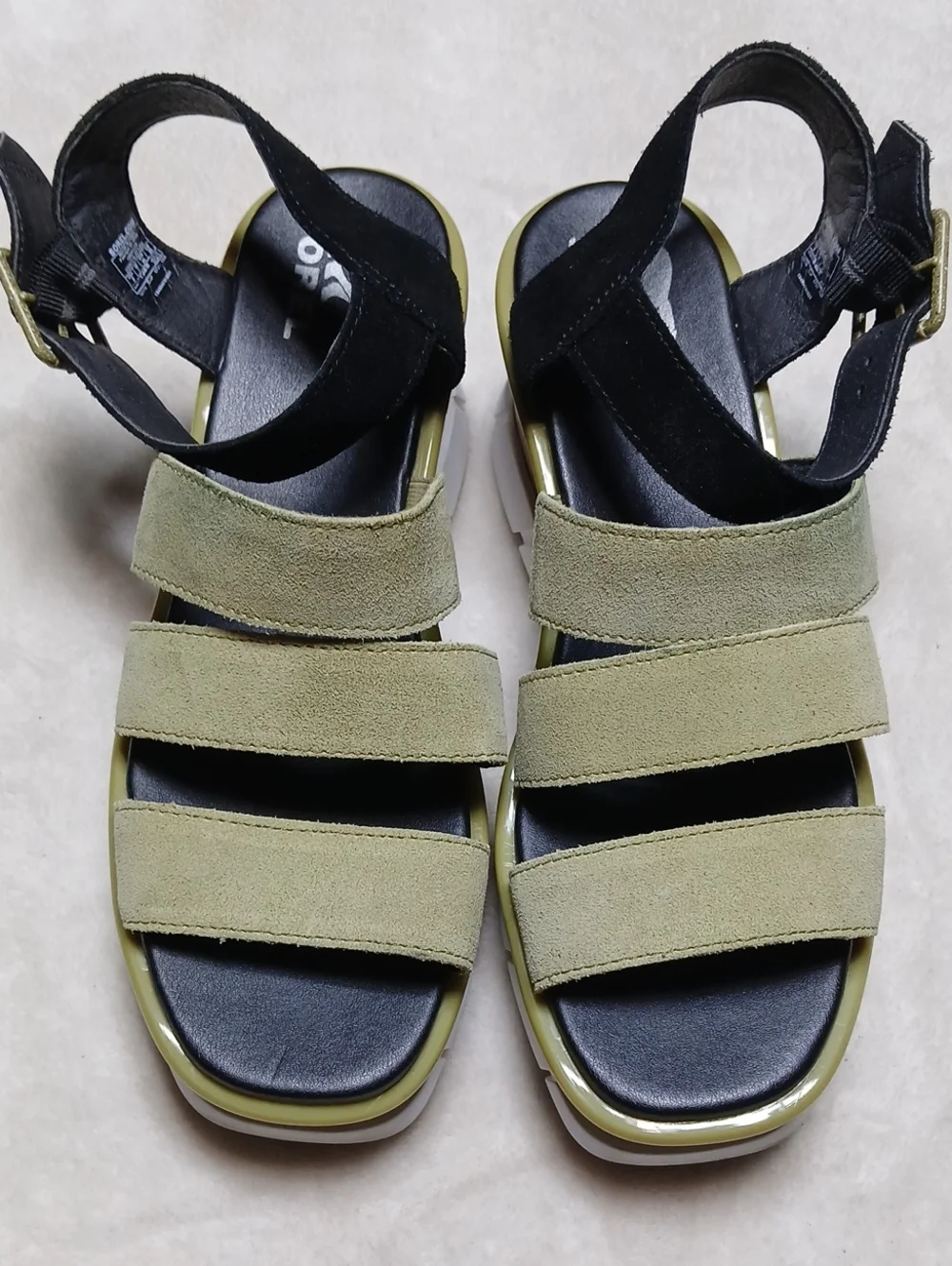 Sorel Olive Green and Black Strappy Platform Sandals Size 9